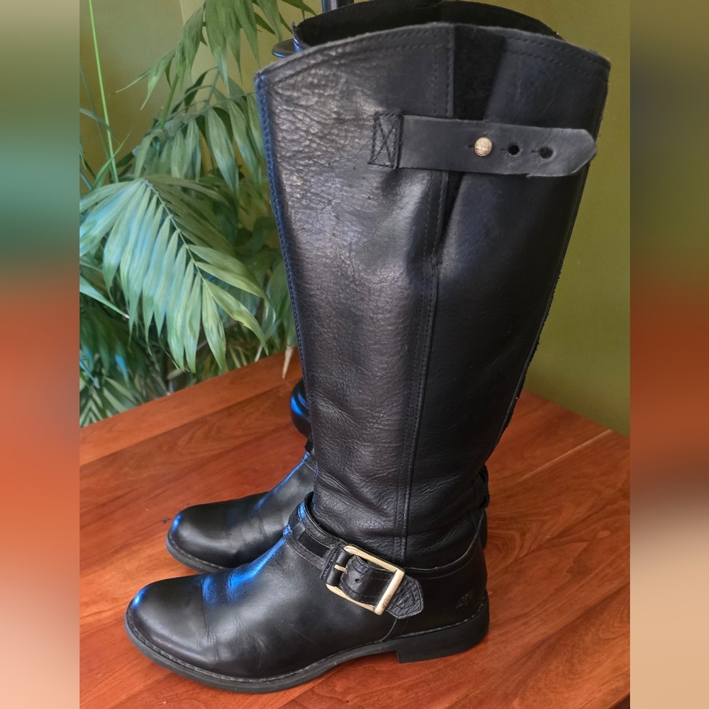 Timberland Savin Hill Size 8 Earthkeepers Tall Leather Boots